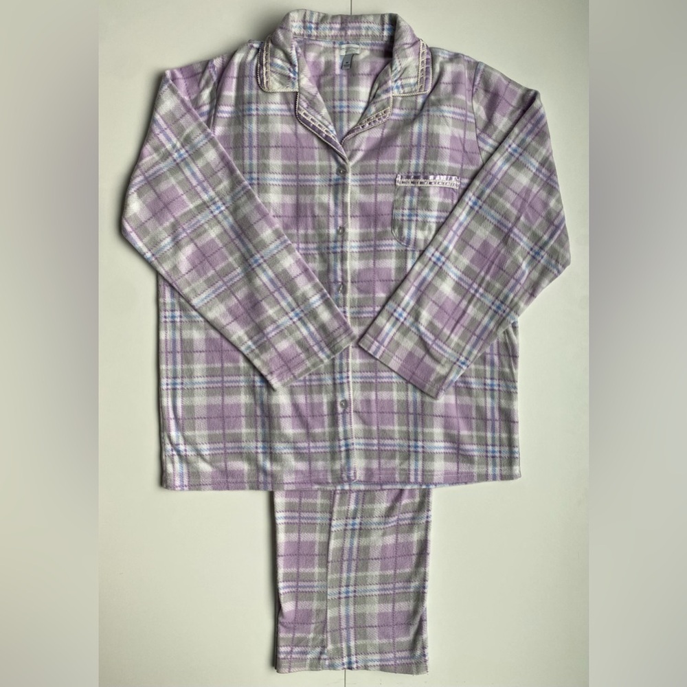 Great Northwest Women's Purple Pajamas Set